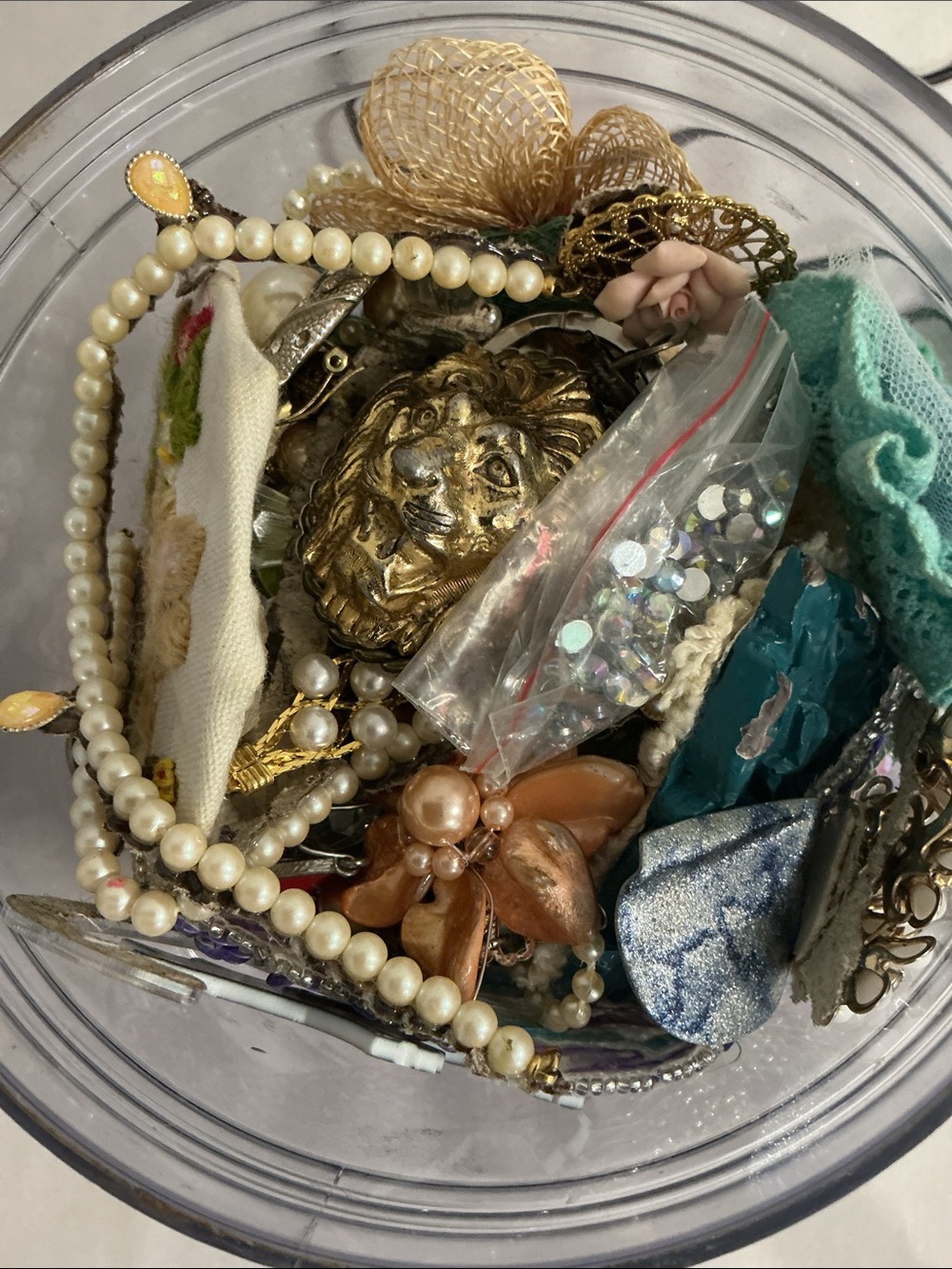 Almost 4 Lbs Broken Jewelry Single Earrings Craft Lot(3lb 12oz)